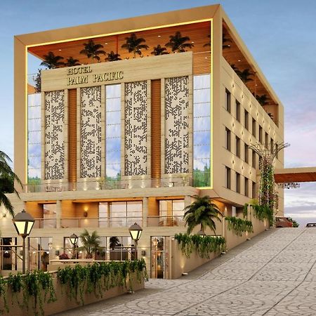 Hotel Palm Pacific Kota  Exterior photo